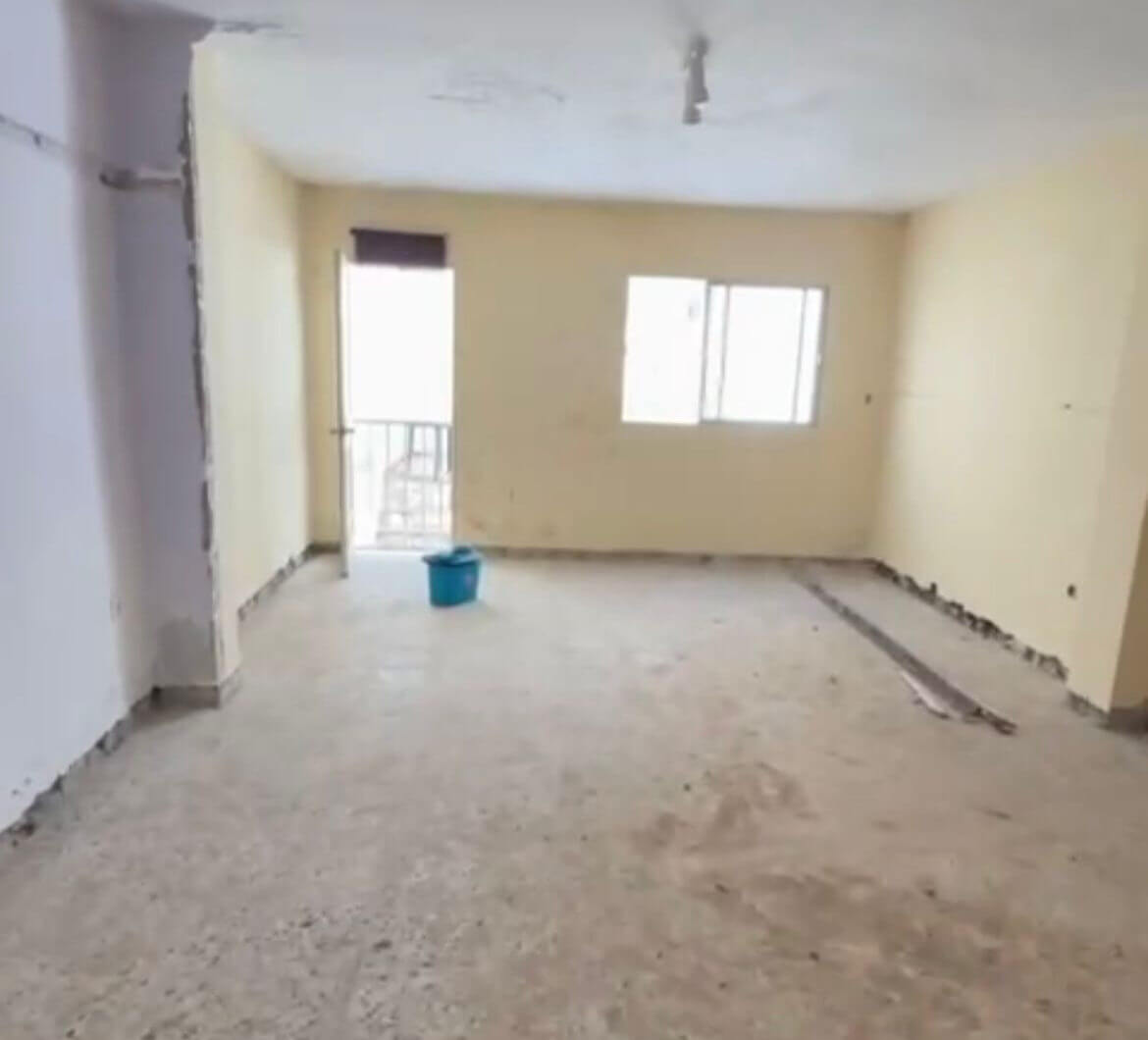 Nieruchomość z projektem i licencją Zatwierdzona na Złotym Trójkącie Estepony