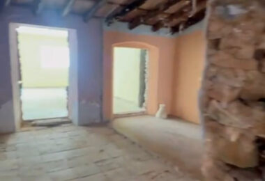 Nieruchomość z projektem i licencją Zatwierdzona na Złotym Trójkącie Estepony