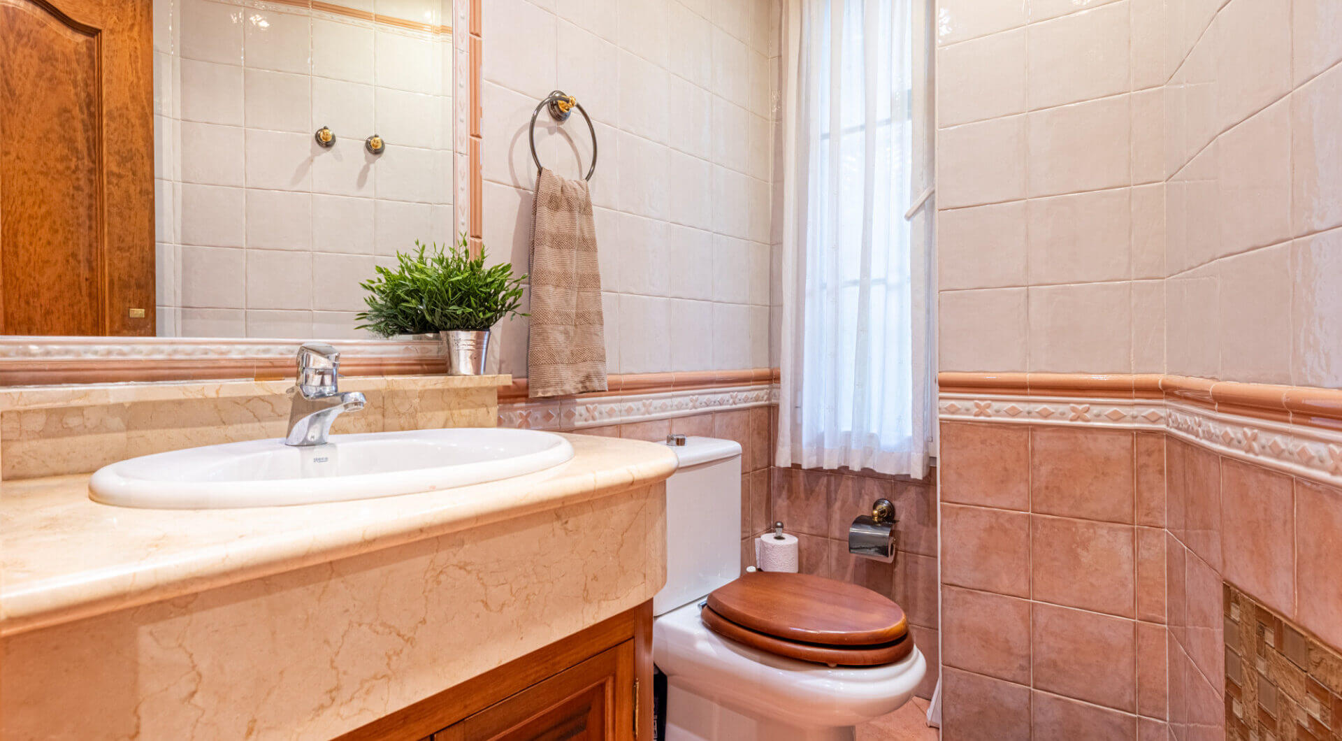 Urocza willa z 5 sypialniami w Atalaya Rio Verde, Marbella