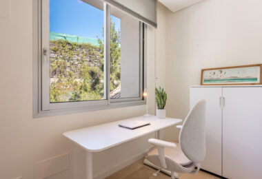 Uroczy penthouse położony w Marbella Club Hills, Benahavis