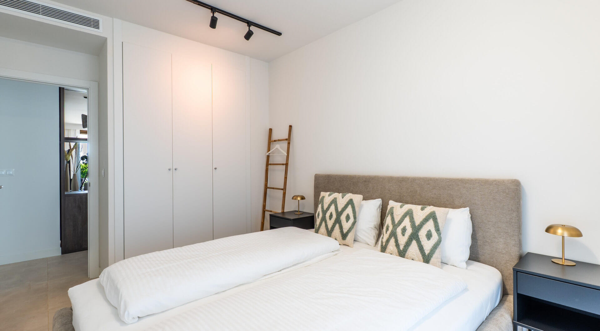 Luksusowy apartament na parterze w La Sabina, Casares Costa