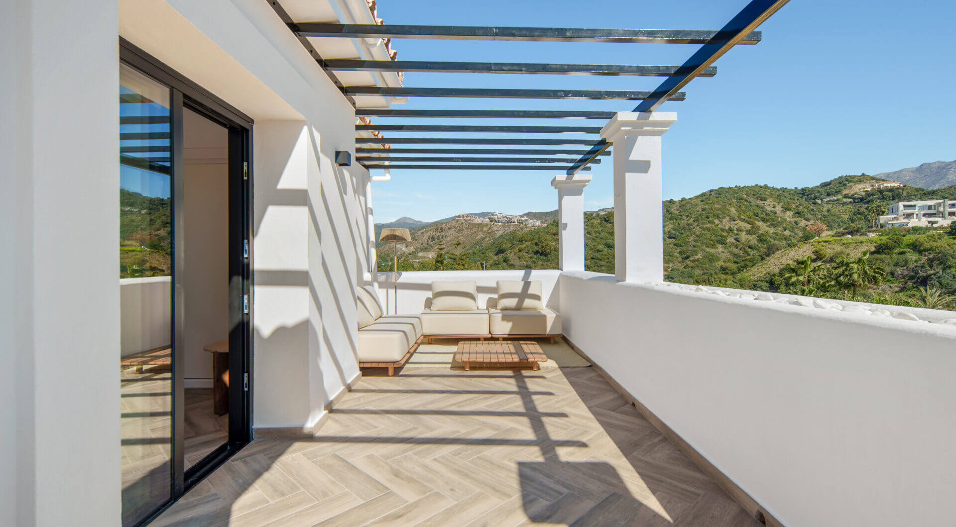 Luksusowy Penthouse z Widokiem na Morze – La Quinta