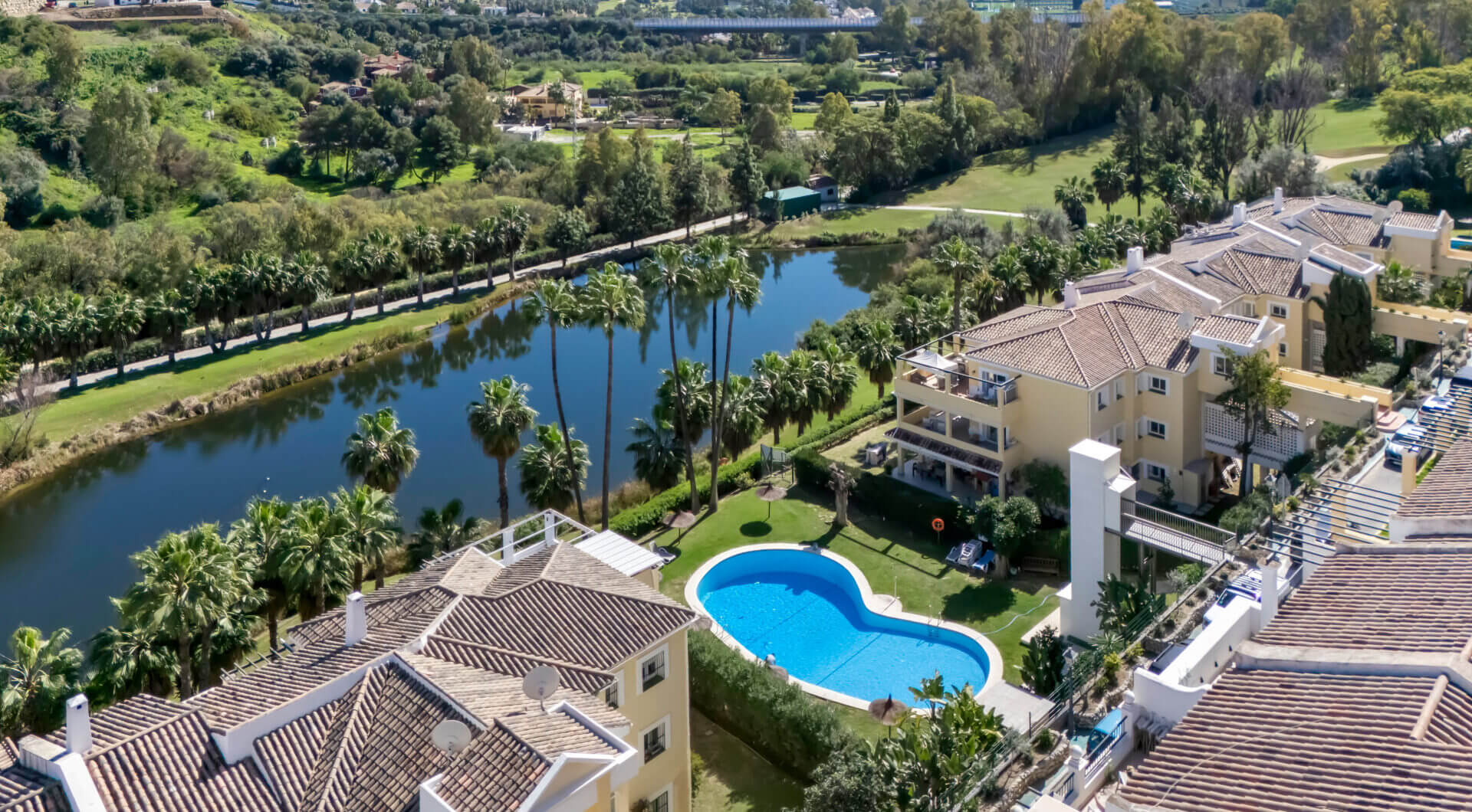Luksusowy Penthouse z Widokiem na Morze – La Quinta