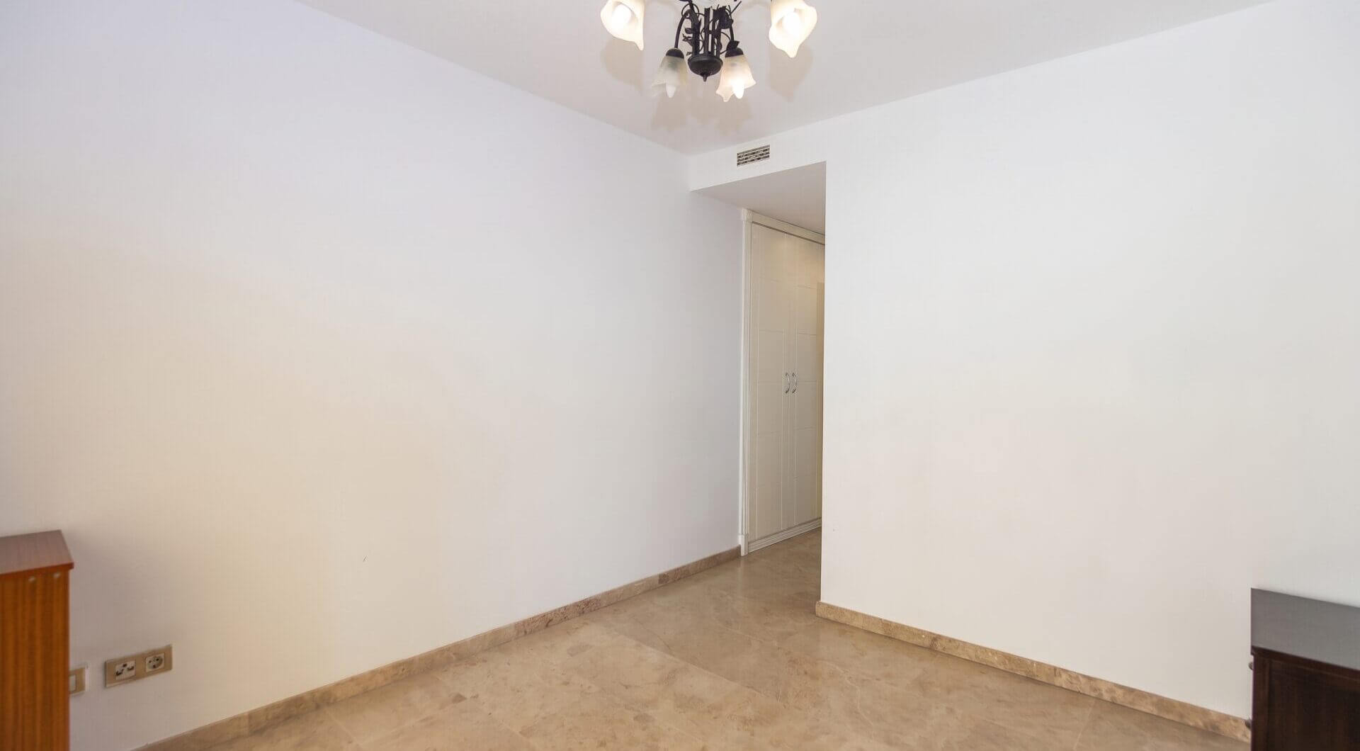 Reform możliwość - Duże dwie sypialnie, parter ogród apartament położony w Riviera del Sol, Mijas