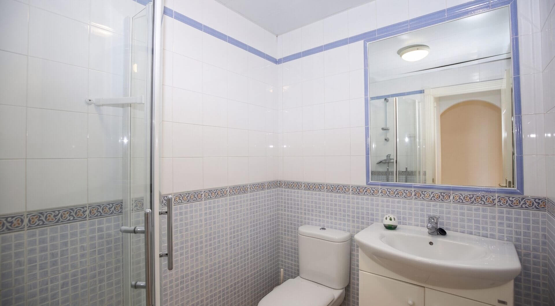 Reform możliwość - Duże dwie sypialnie, parter ogród apartament położony w Riviera del Sol, Mijas