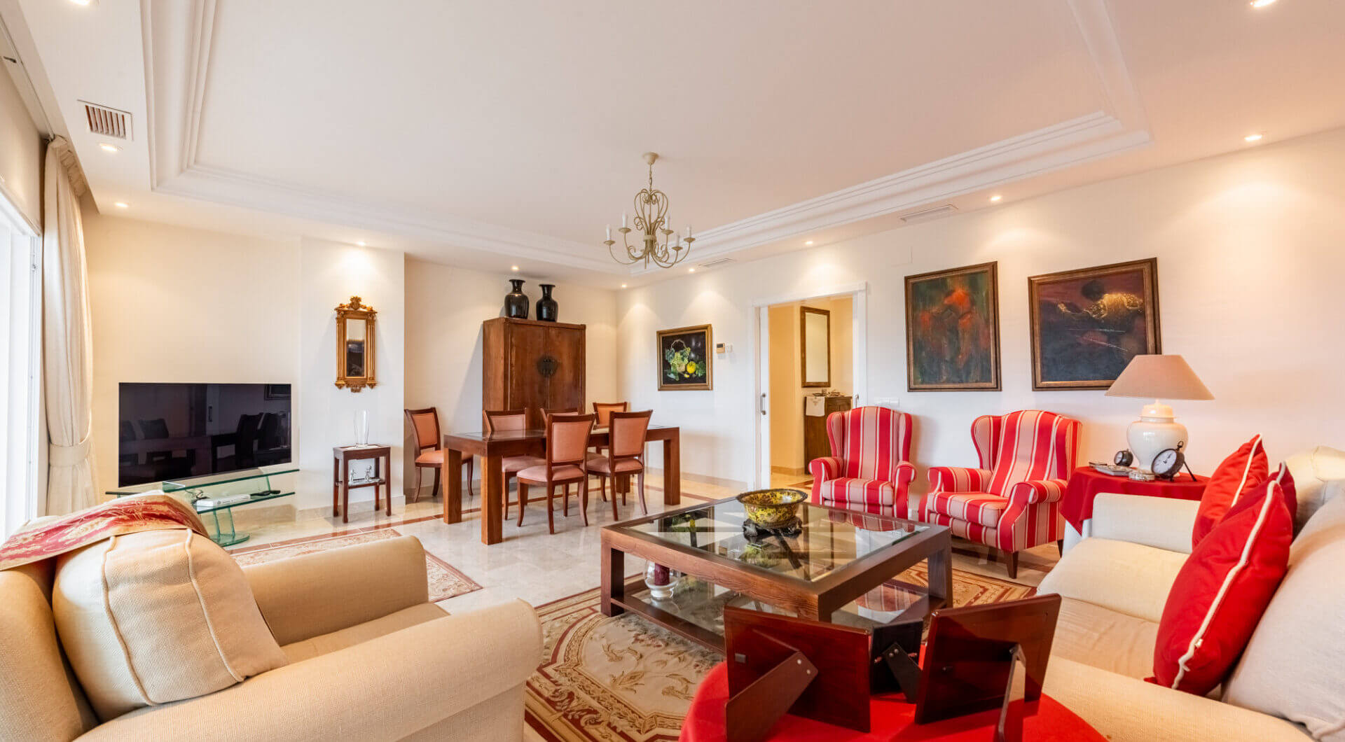 Przepiękny narożny apartament w La Corniche z panoramicznym widokiem na morze i pole golfowe w Nueva Andalucía