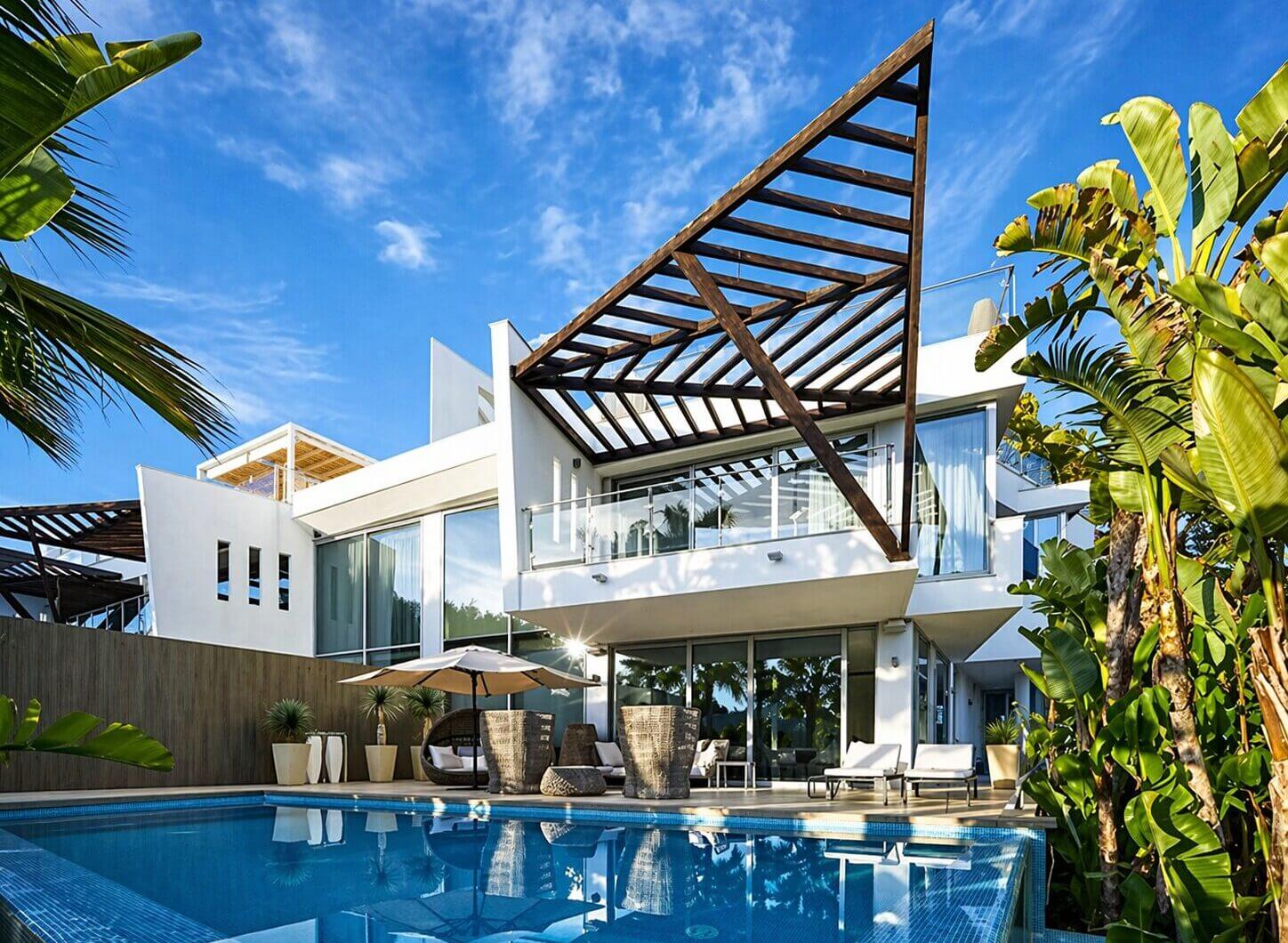 Oszałamiająca Semi Detached Villa w Meisho Hills, Marbella Golden Mile