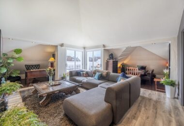 Stylowy apartament Loft- Style w Las Lomas del Marbella Club, na Marbella 's Golden Mile