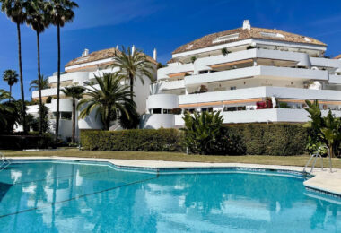 Stylowy apartament Loft- Style w Las Lomas del Marbella Club, na Marbella 's Golden Mile
