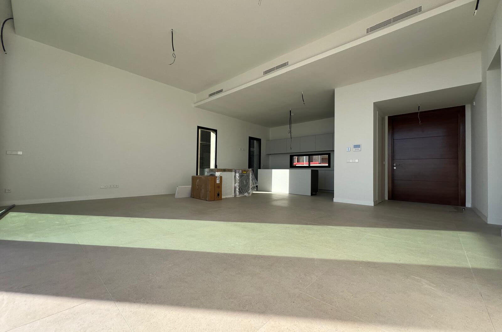 Unikalne możliwości - Brand New 3-Sypialnia Corner Villa w ekskluzywnej Benahavís Estate Ready Q1 2026