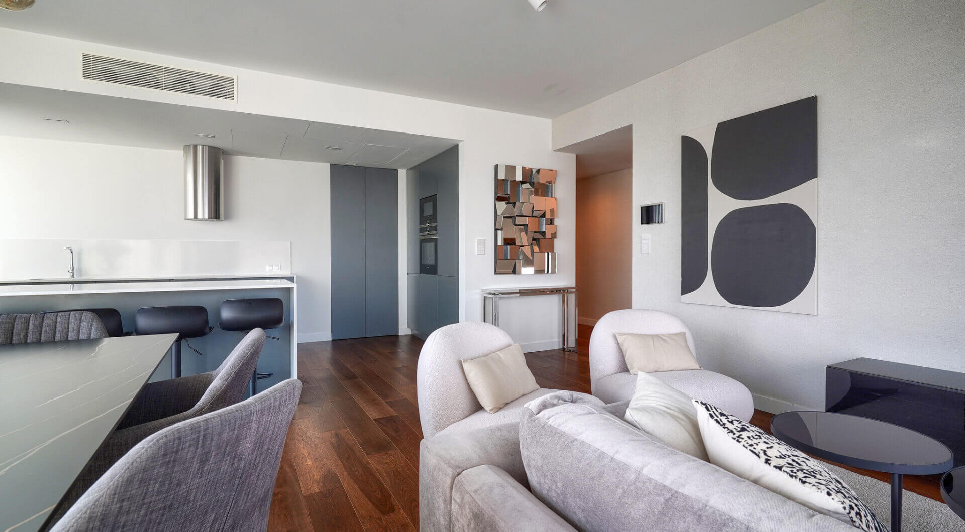 Elegancki Apartament w Unique Tower