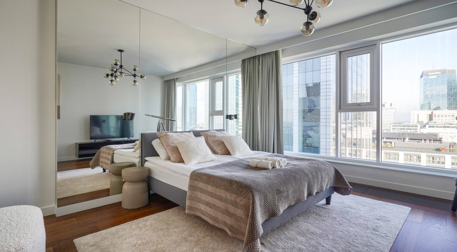Elegancki Apartament w Unique Tower