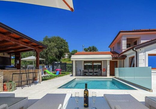 Chorwacja, Nova Vas