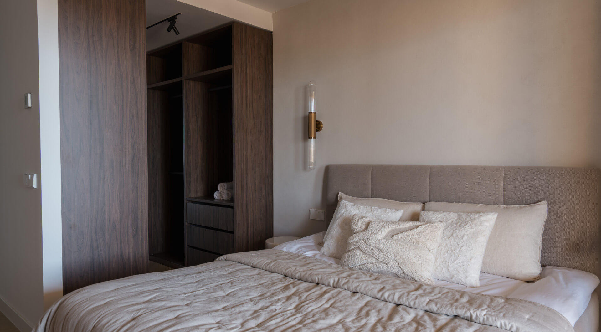 Olśniewający apartament z widokiem na morze w Cumbres del Rodeo, Nueva Andalucia.