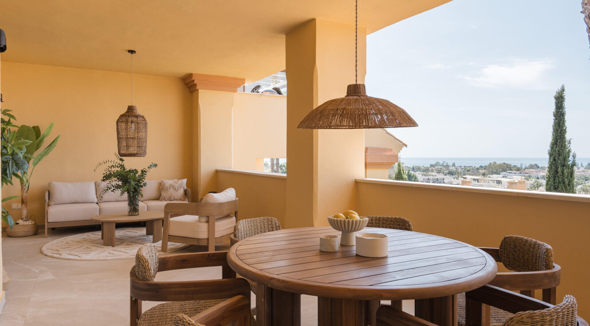 Olśniewający apartament z widokiem na morze w Cumbres del Rodeo, Nueva Andalucia.