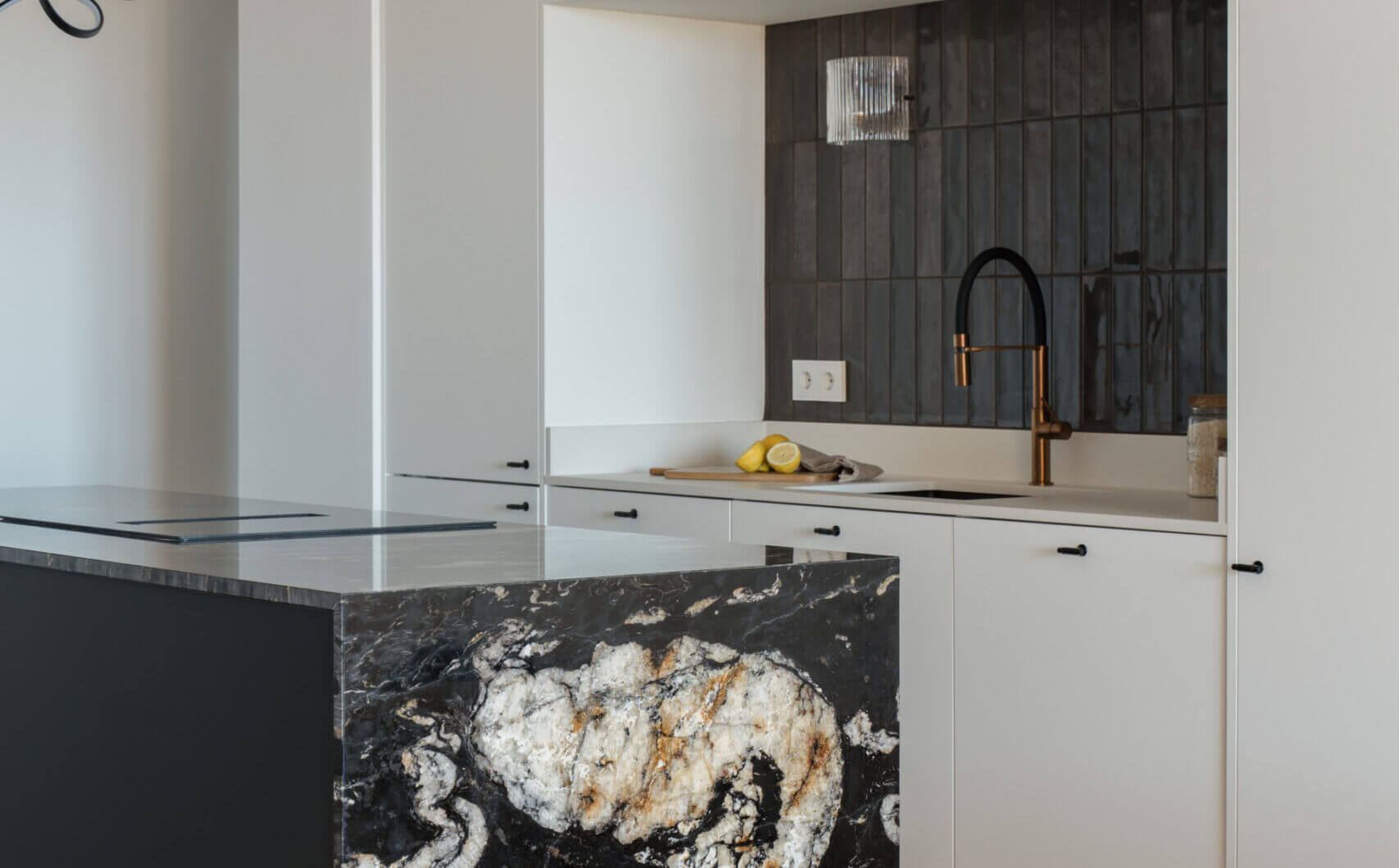 Olśniewający apartament z widokiem na morze w Cumbres del Rodeo, Nueva Andalucia.