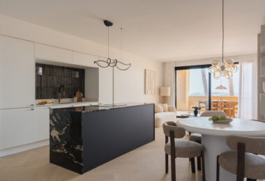 Olśniewający apartament z widokiem na morze w Cumbres del Rodeo, Nueva Andalucia.