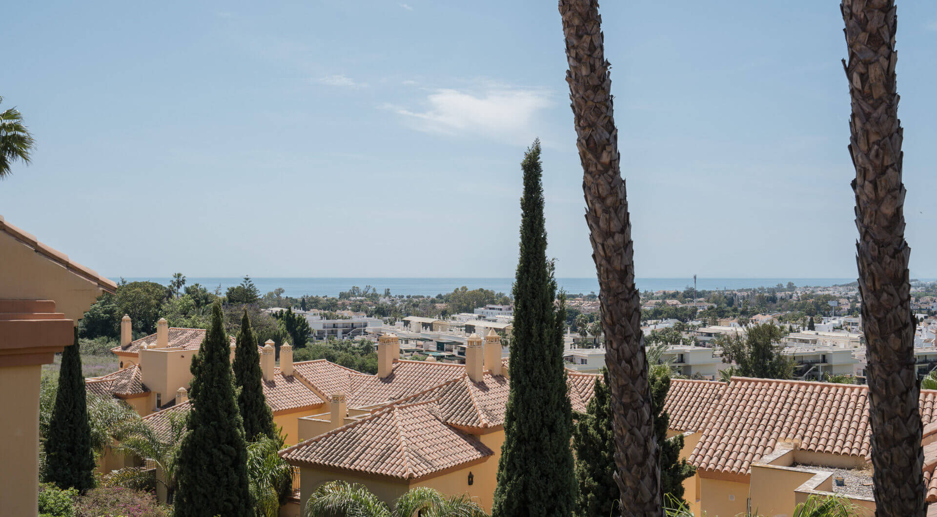 Olśniewający apartament z widokiem na morze w Cumbres del Rodeo, Nueva Andalucia.