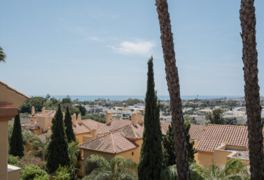 Olśniewający apartament z widokiem na morze w Cumbres del Rodeo, Nueva Andalucia.