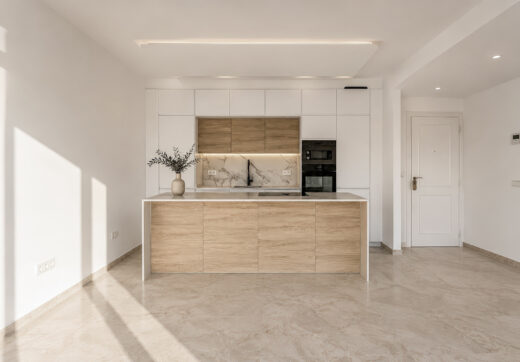 MIRAFLORES | ODNOWIONY PENTHOUSE Z PANORAMICZNYM WIDOKIEM NA MORZE I GÓRY
