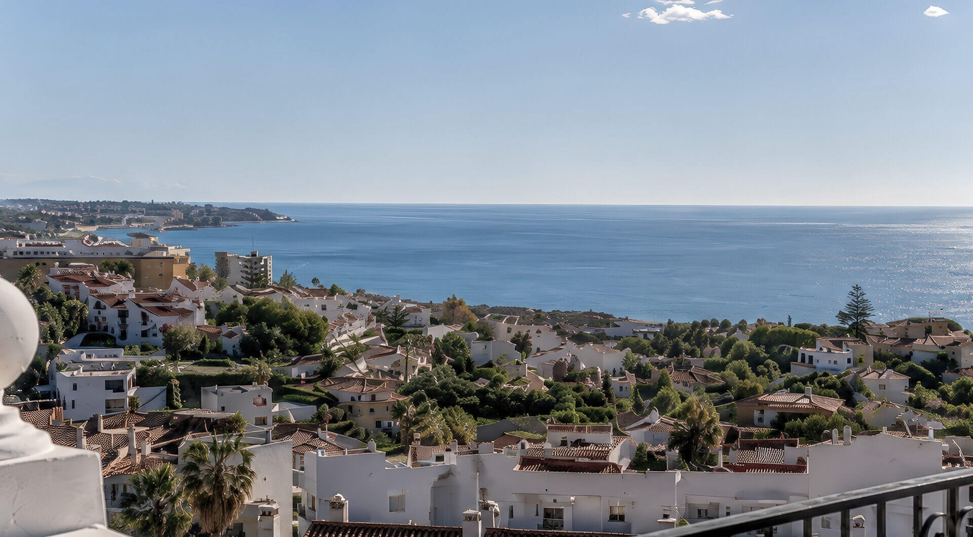 MIRAFLORES | ODNOWIONY PENTHOUSE Z PANORAMICZNYM WIDOKIEM NA MORZE I GÓRY