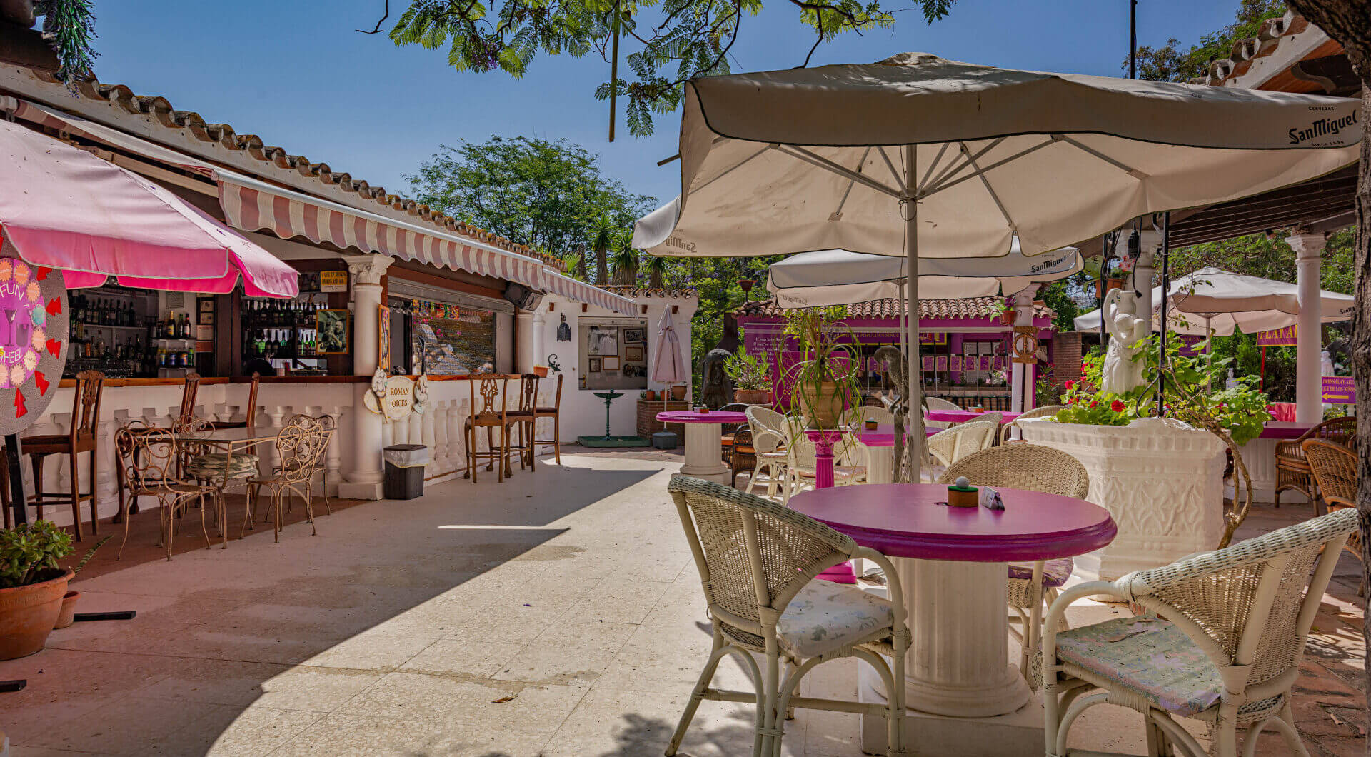 Kultowa rzymska oaza — Casares Costa