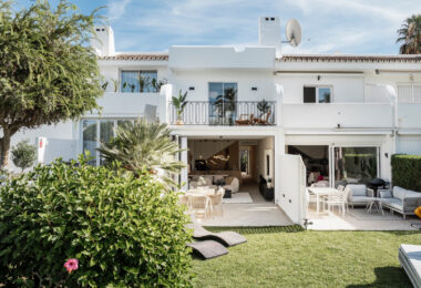 Elegancki Odnowiony Dom Szeregowy w La Rinconada, Nueva Andalucía