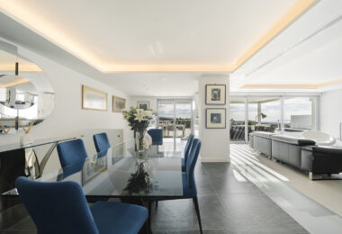 Wyjątkowa willa w Nueva Andalucía z panoramicznymi widokami