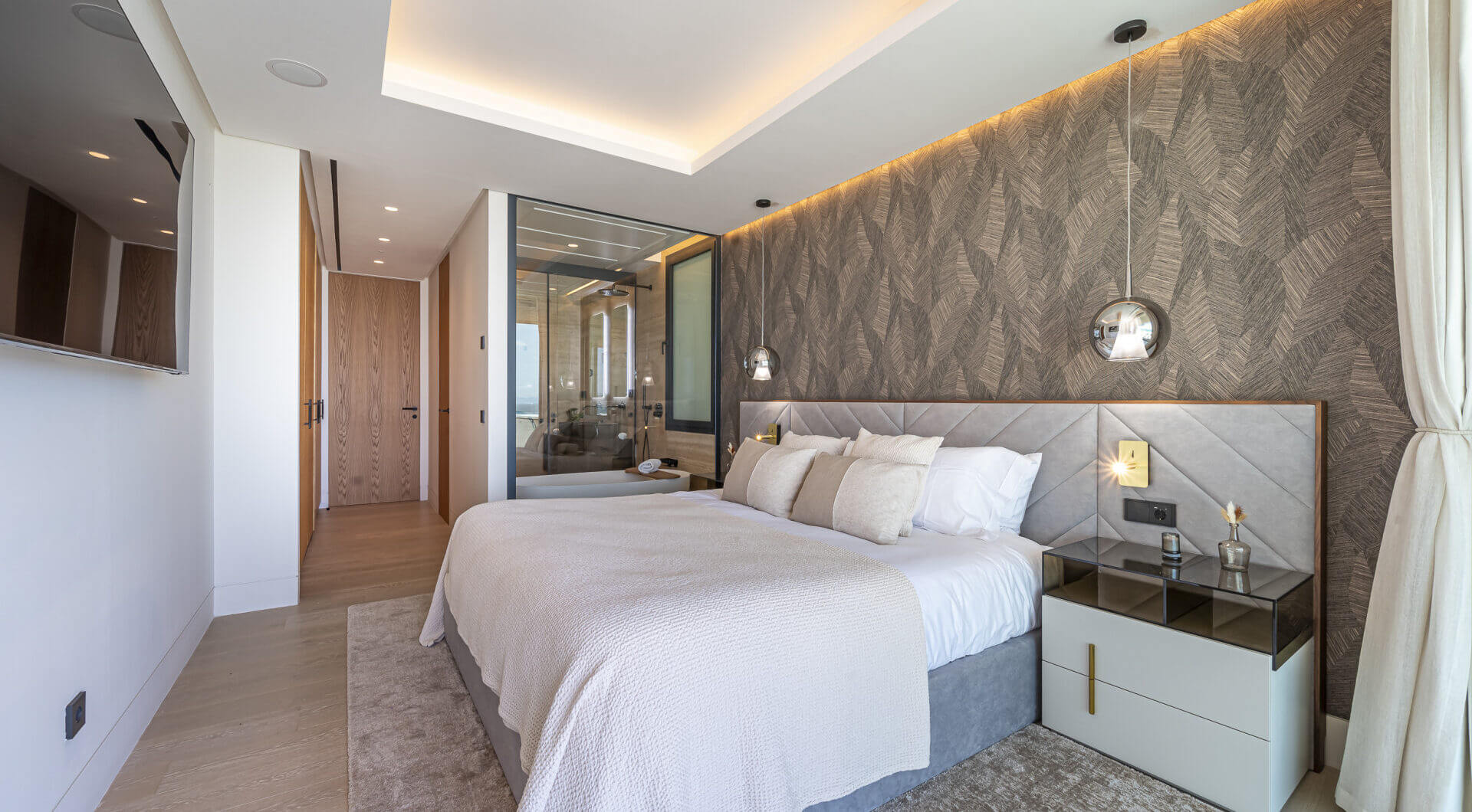 Luksusowy apartament nad morzem z widokiem na morze panoramiczne w Esteponie