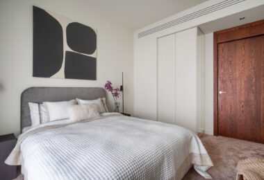 Apartament | Złota 44 | 3 sypialnie | Centrum