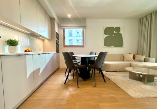 Apartament w Towarowa Square | 3 lub 4 pokoje