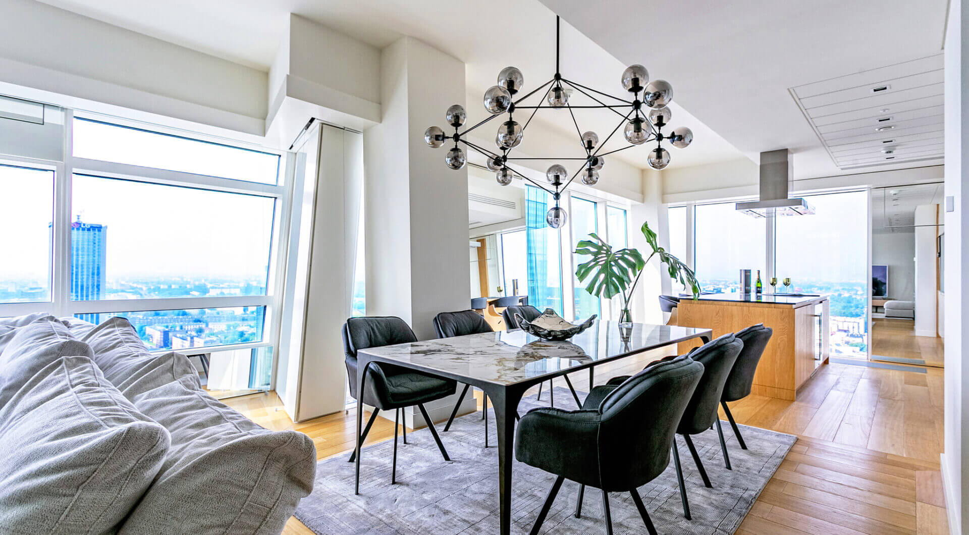 Luksusowy apartament 160 m² z widokiem na Warszawę